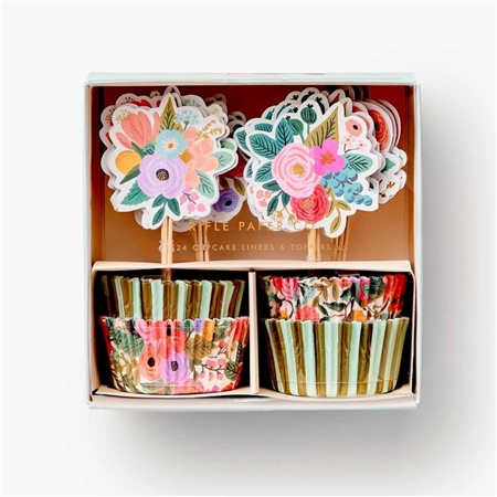 Cupcakes en papier avec des fleurs